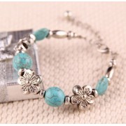 Bratara vintage cu margele turcoaz