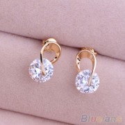 Cercei placati cu aur si cu insertii de cristal